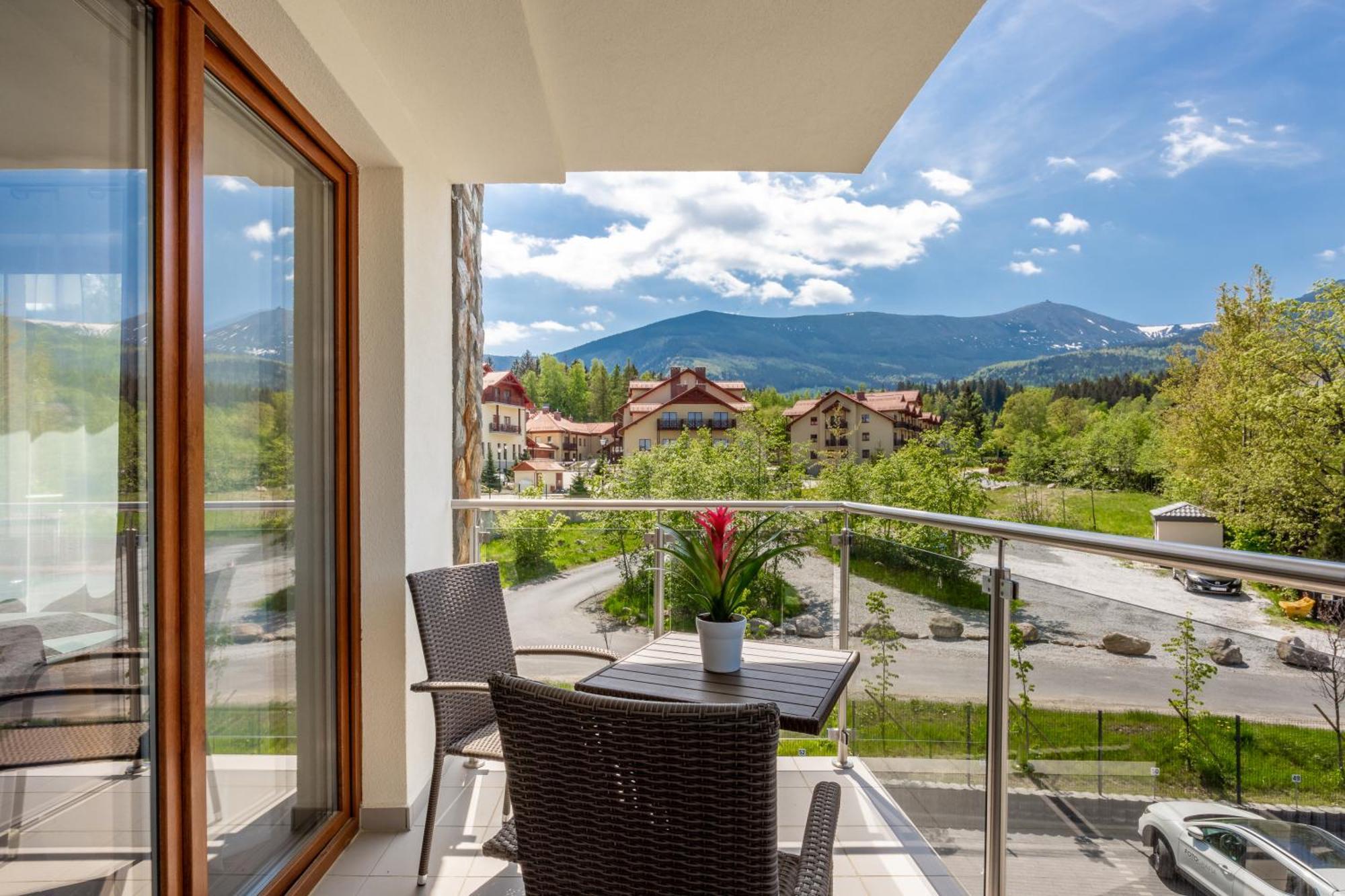 Apartamenty Bluesky - Ogrodnicza 7 I 9 - Z Widokiem Na Gory, W Zielonej Okolicy, Blisko Centrum I Atrakcji Karpacza ห้อง รูปภาพ